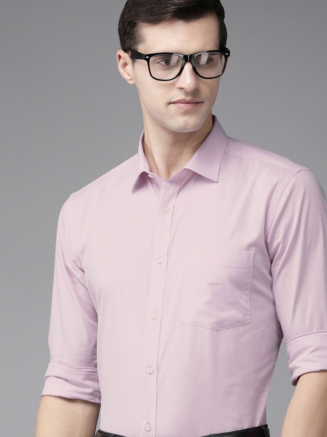 

Park Avenue Men Lavender Solid Slim Fit Pure Cotton Formal Shirt