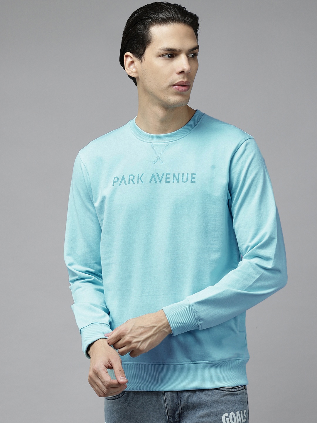 

Park Avenue Men Blue Brand Logo Printed Sweatshirt