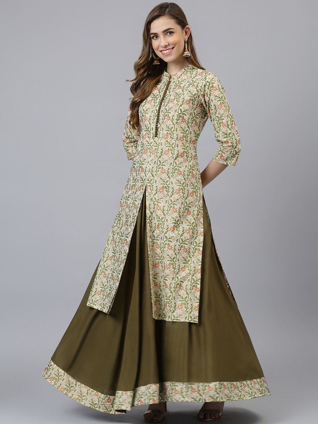 

Khushal K Women Cream-Coloured Printed High Slit Kurta with Skirt