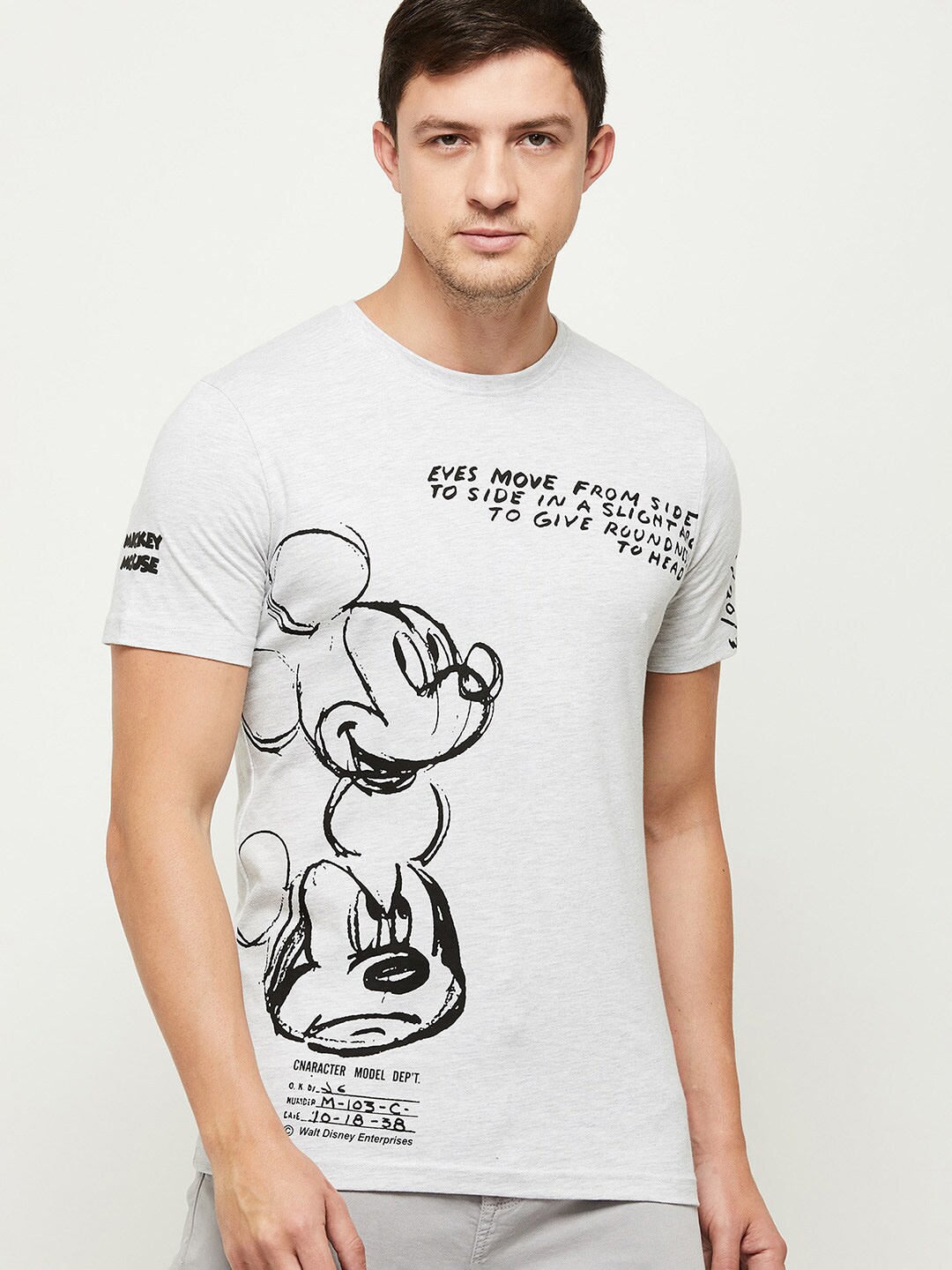 

max Men White Printed T-shirt