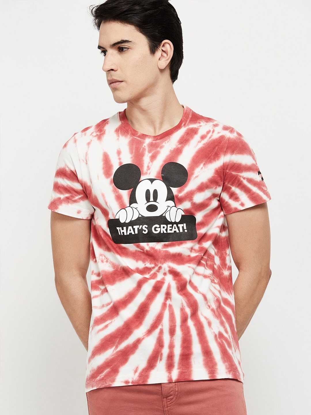 

Max Men Red Typography Printed Applique T-shirt
