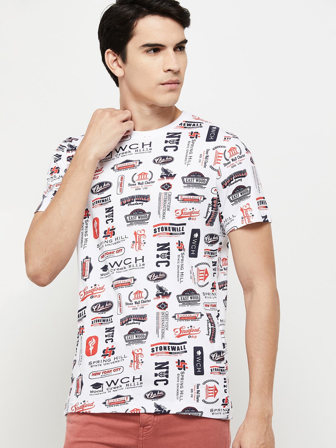 

max Men White Typography Printed Cotton T-shirt