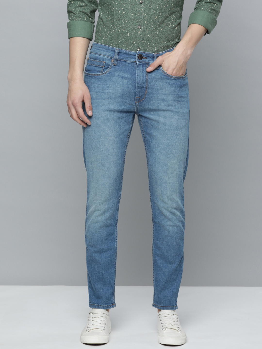 

Flying Machine Men Slim Fit Light Fade Stretchable Jeans, Blue