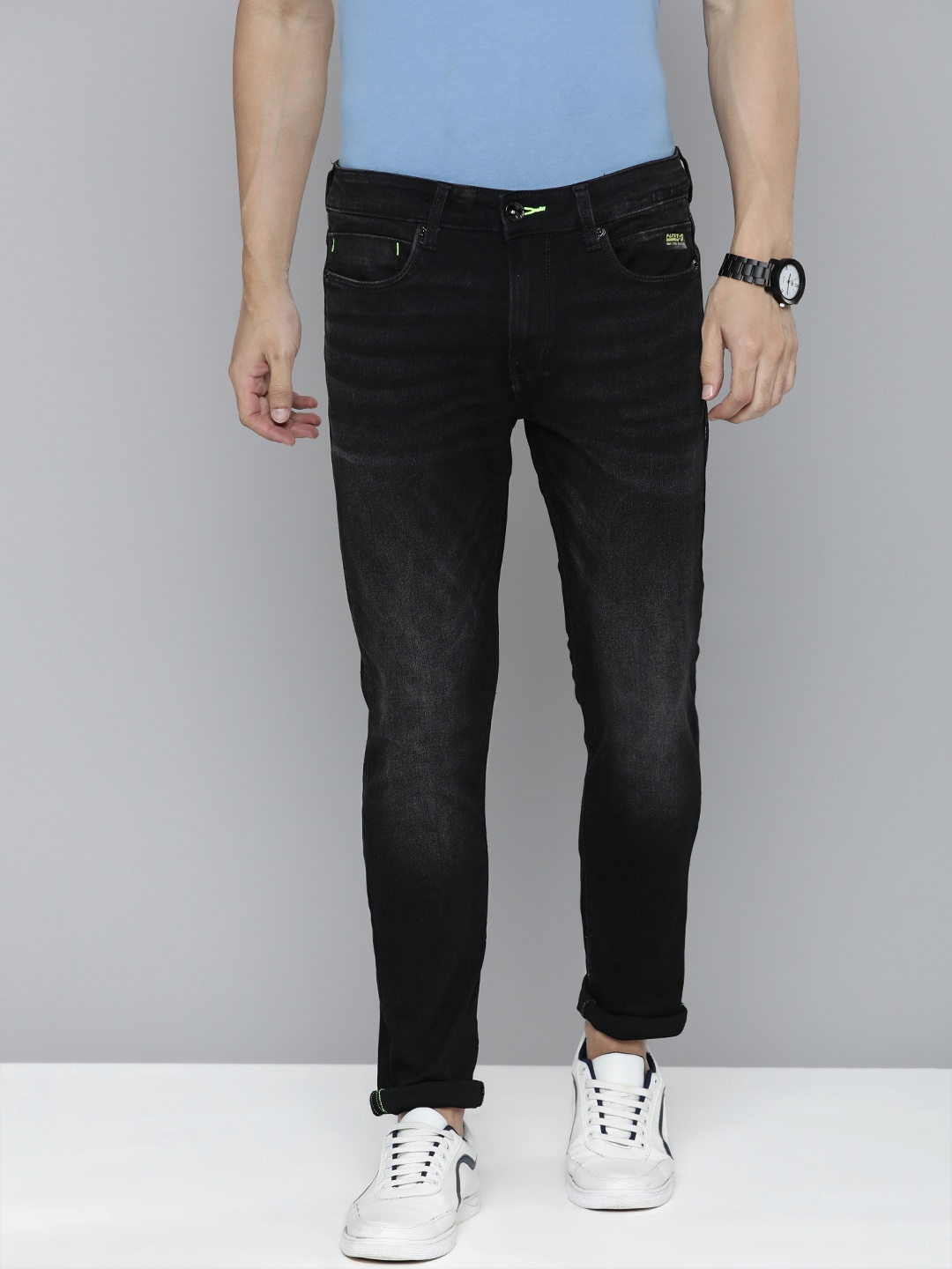 

Flying Machine Men Black Slim Fit Light Fade Mid Rise Stretchable Jeans