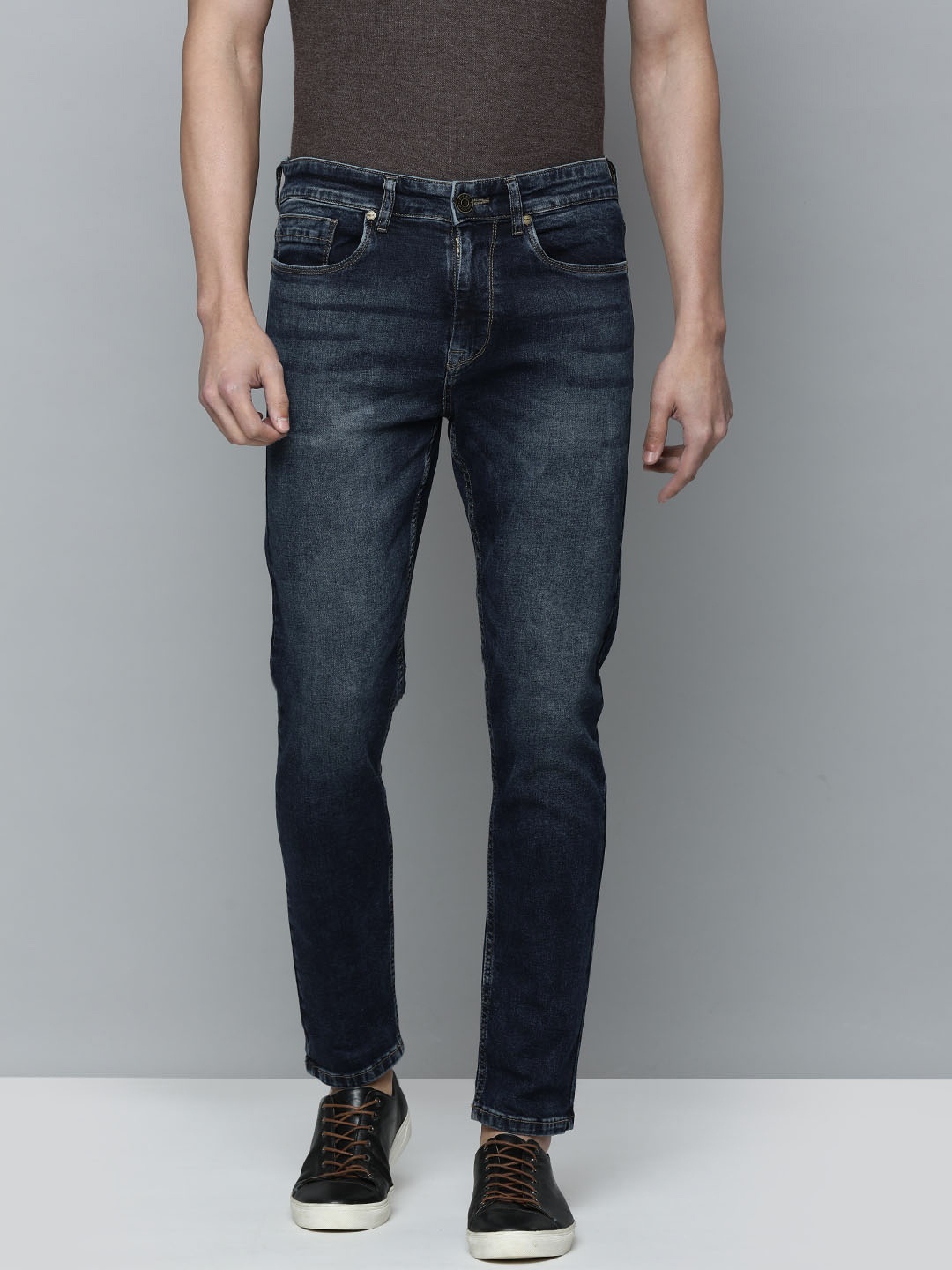 

Flying Machine Men Blue Slim Fit Light Fade Stretchable Jeans