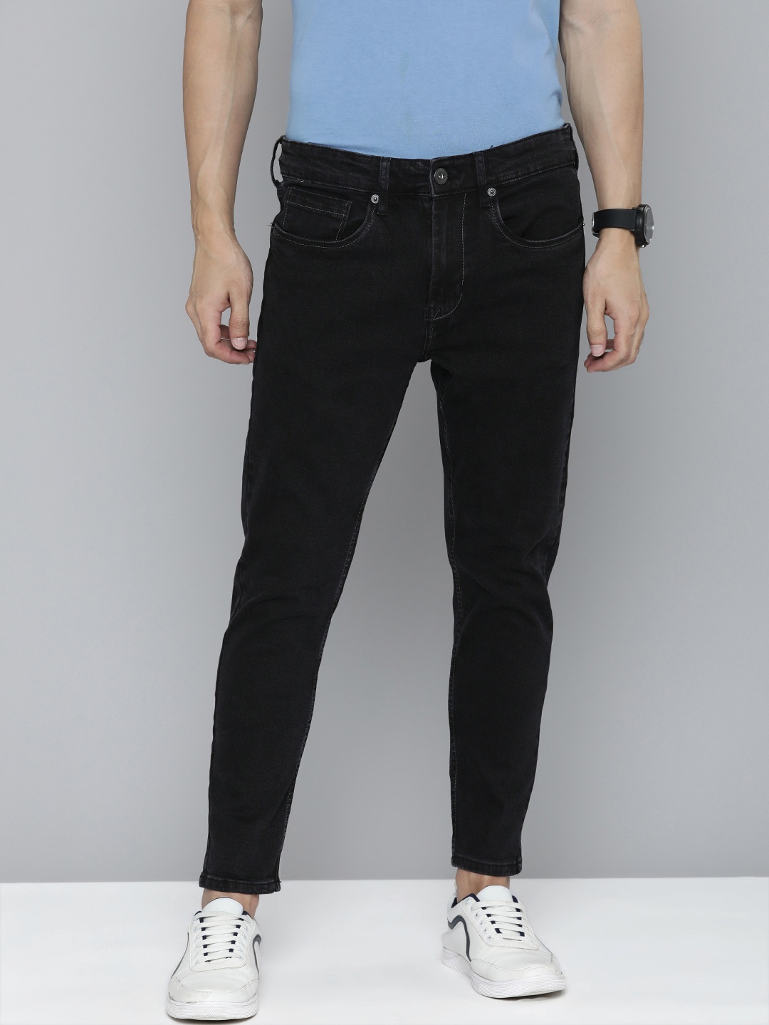

Flying Machine Men Black Stretchable Solid Jeans
