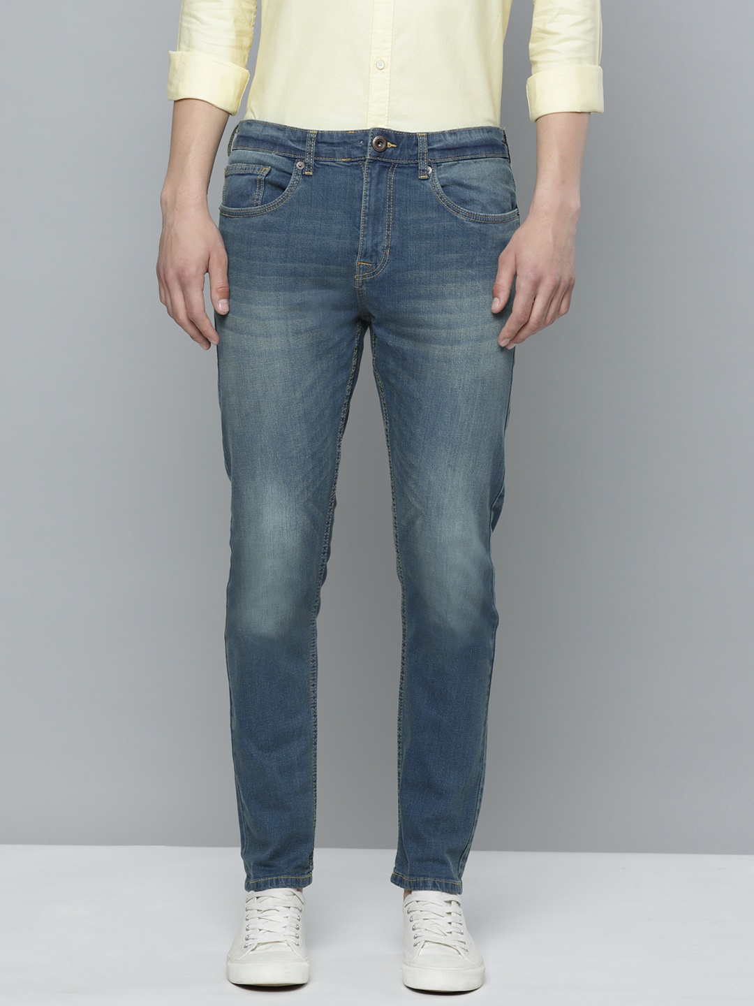 

Flying Machine Men Blue Slim Fit Heavy Fade Stretchable Jeans