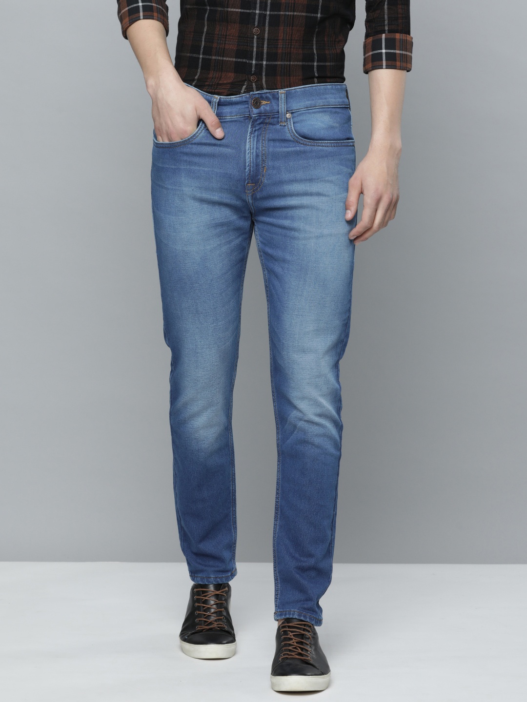 

Flying Machine Men Slim Fit Heavy Fade Stretchable Jeans, Blue