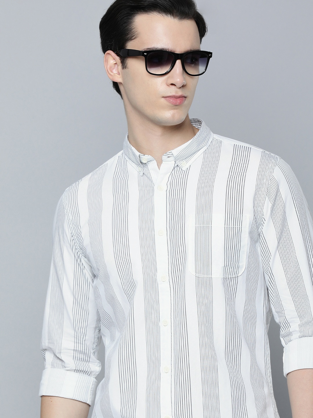 

Flying Machine Men Slim Fit Striped Pure Cotton Casual Shirt, White