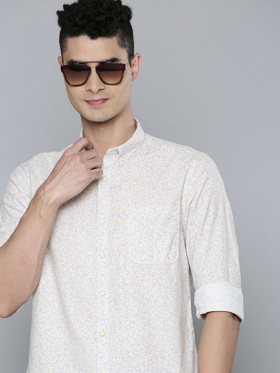 Flying Machine Men White Slim Fit Printed Pure Cotton Casual Shirt