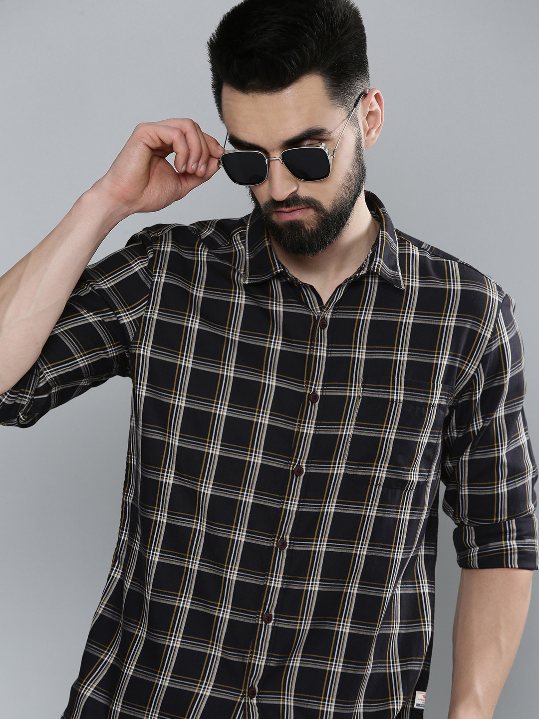 

Flying Machine Men Black & White Slim Fit Tartan Checked Casual Shirt