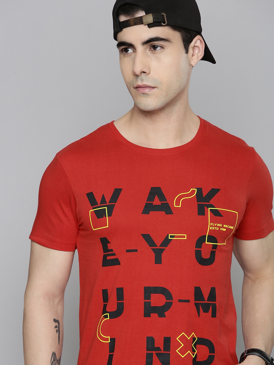 

Flying Machine Men Red Typography Printed Pure Cotton Slim Fit T-shirt