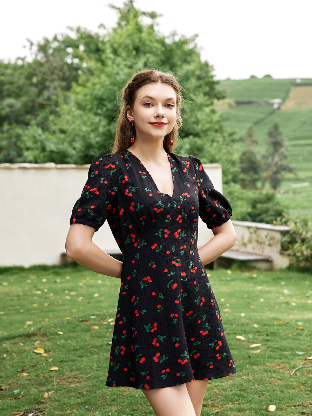 

URBANIC Black & Red Fit & Flare Floral Dress