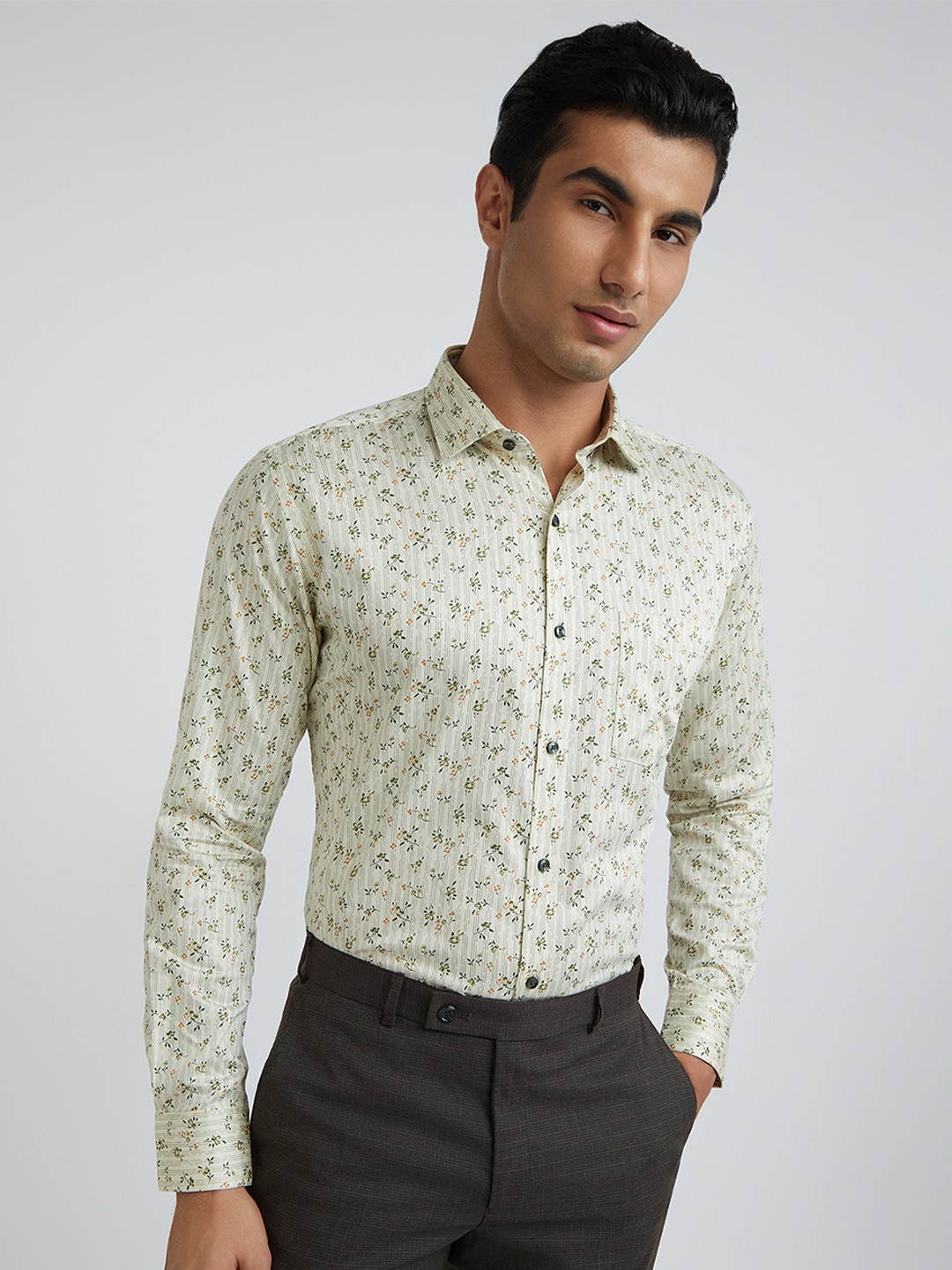 

Park Avenue Men Green Slim Fit Floral Printed Formal Shirt