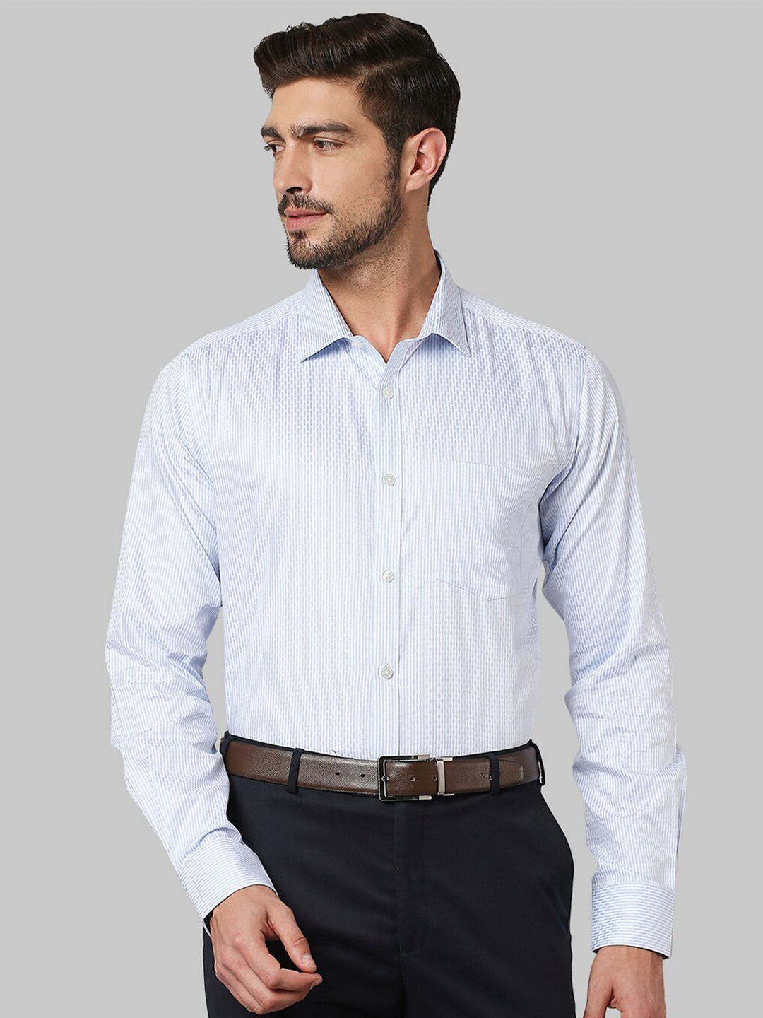 

Park Avenue Men Blue Slim Fit Striped Formal Shirt