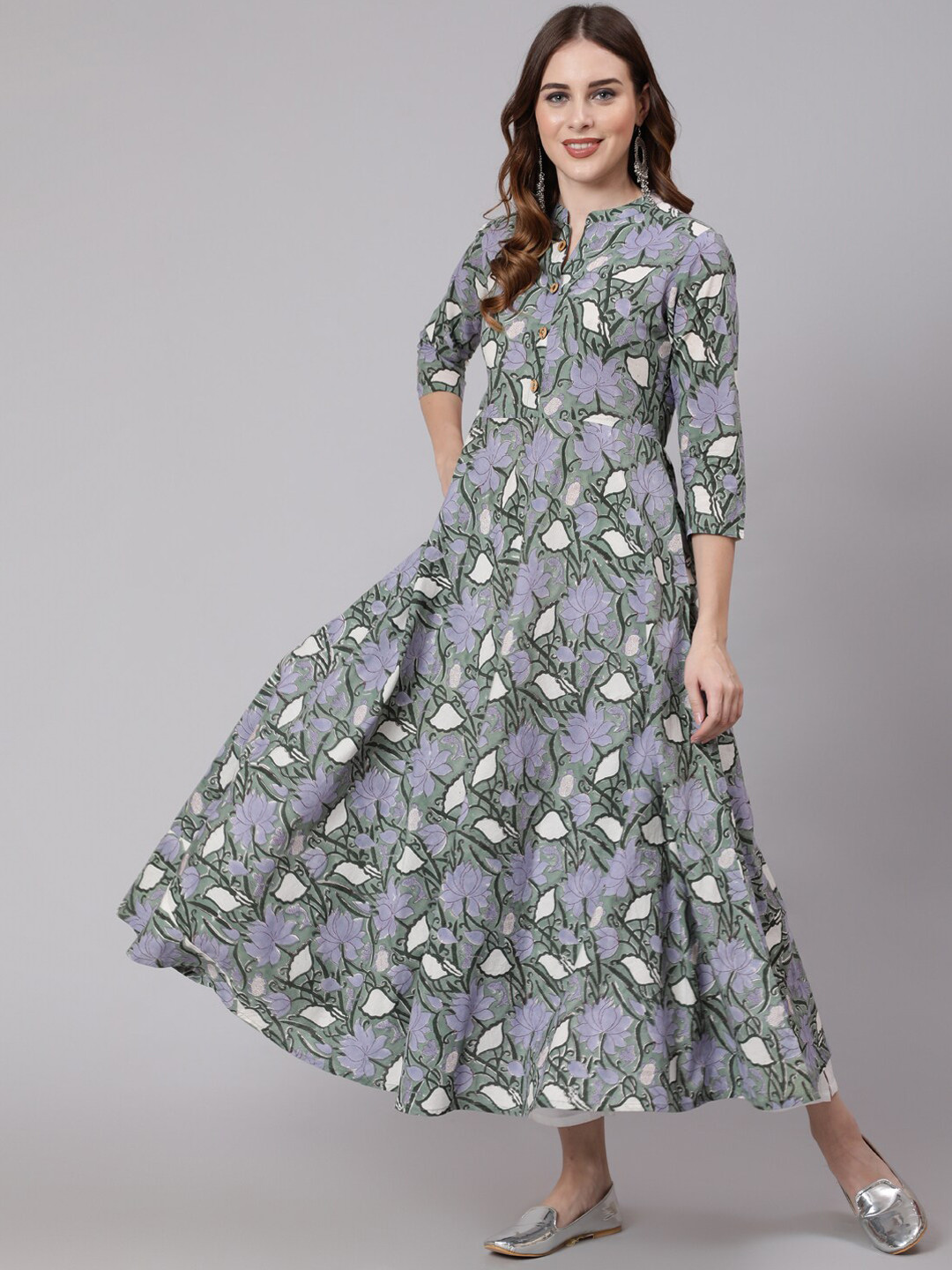 

GLAM ROOTS Women Green Printed Floral Cotton Anarkali Kurta