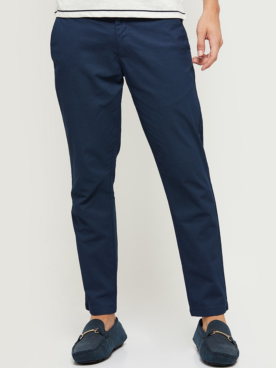 

max Men Blue Regular Fit Solid Cotton Trousers
