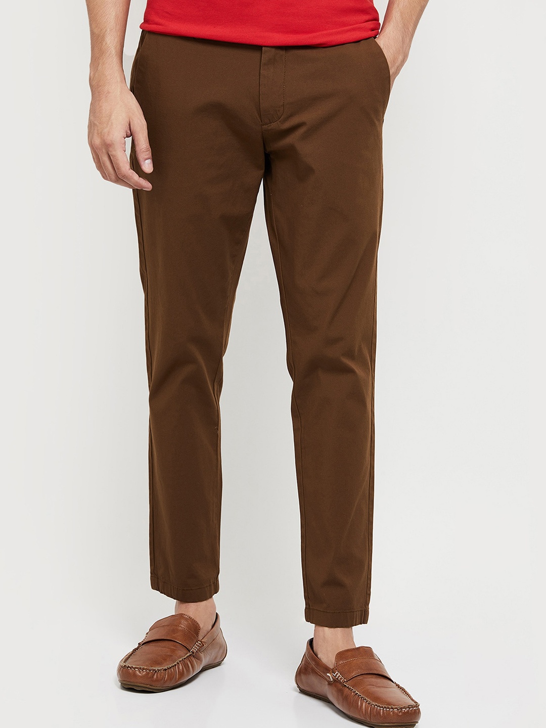 

max Men Brown Cotton Solid Chinos Trousers