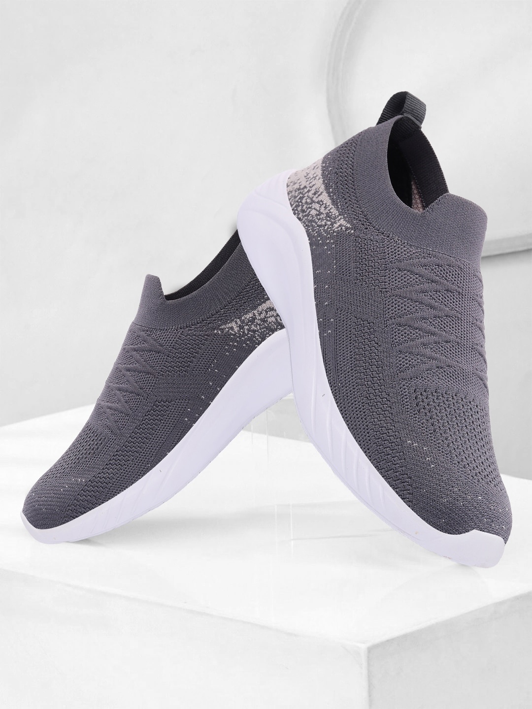 

Crew STREET Men Grey Woven Design Slip-On Sneakers
