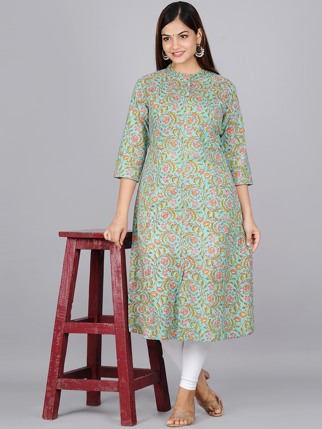 

KALINI Women Green Floral Printed Floral Kurta