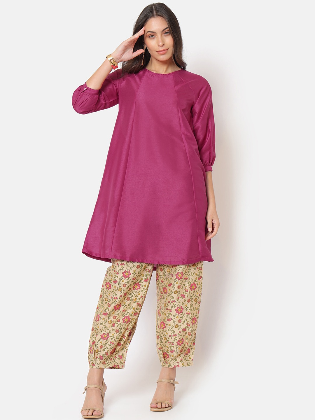 

Saaki Women Pink Floral Dupion Silk Kurti with Trousers