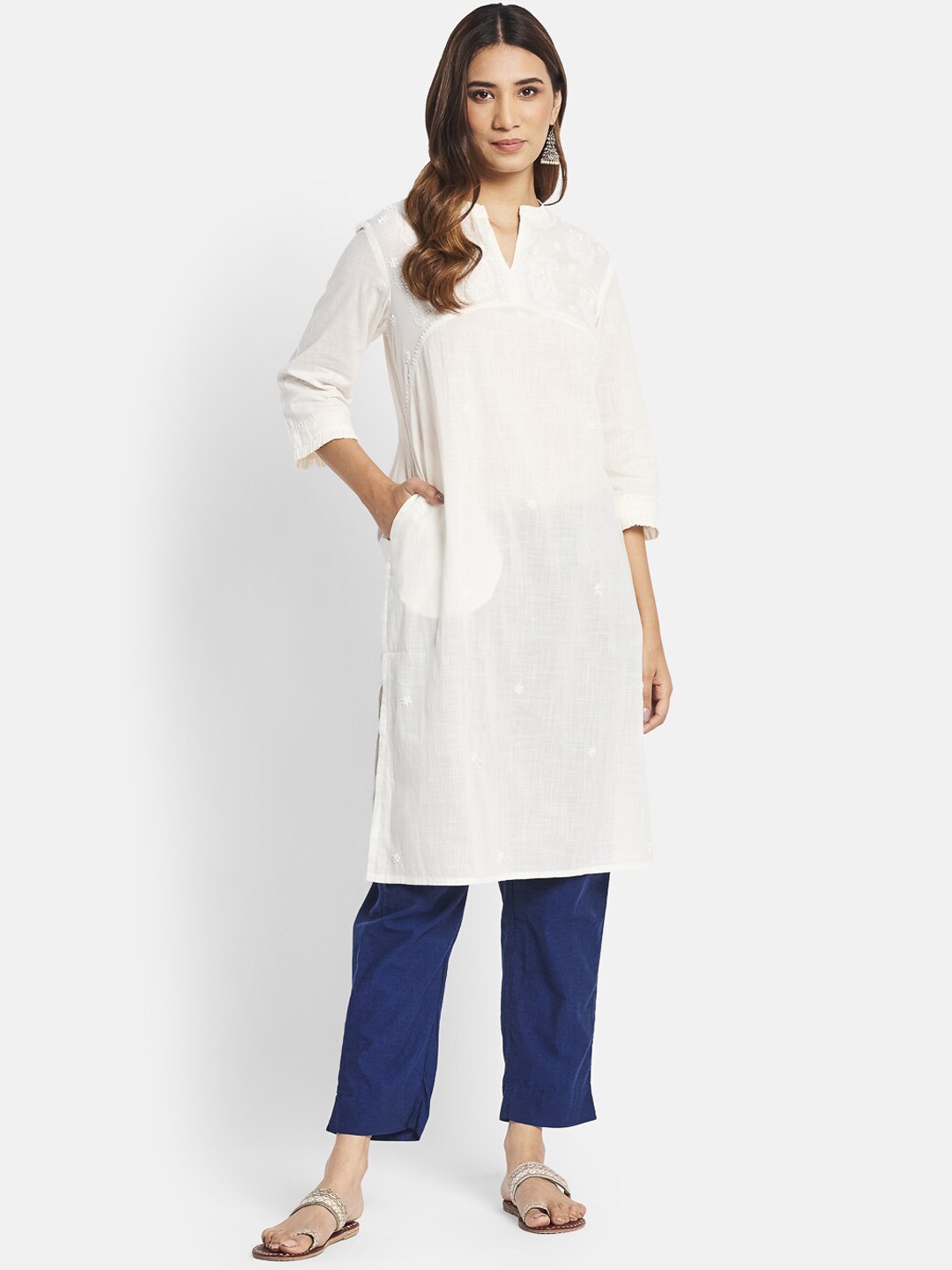 

Fabindia Women Off White Embroidered Thread Work White Romance Kurta