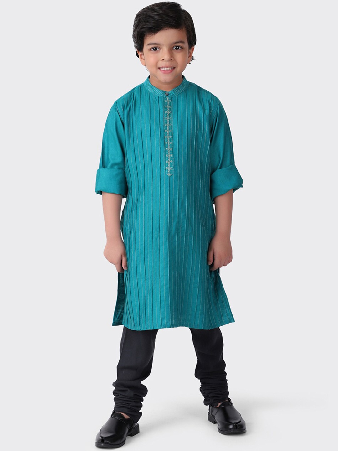 

Fabindia Boys Blue & pacific Striped Kurta