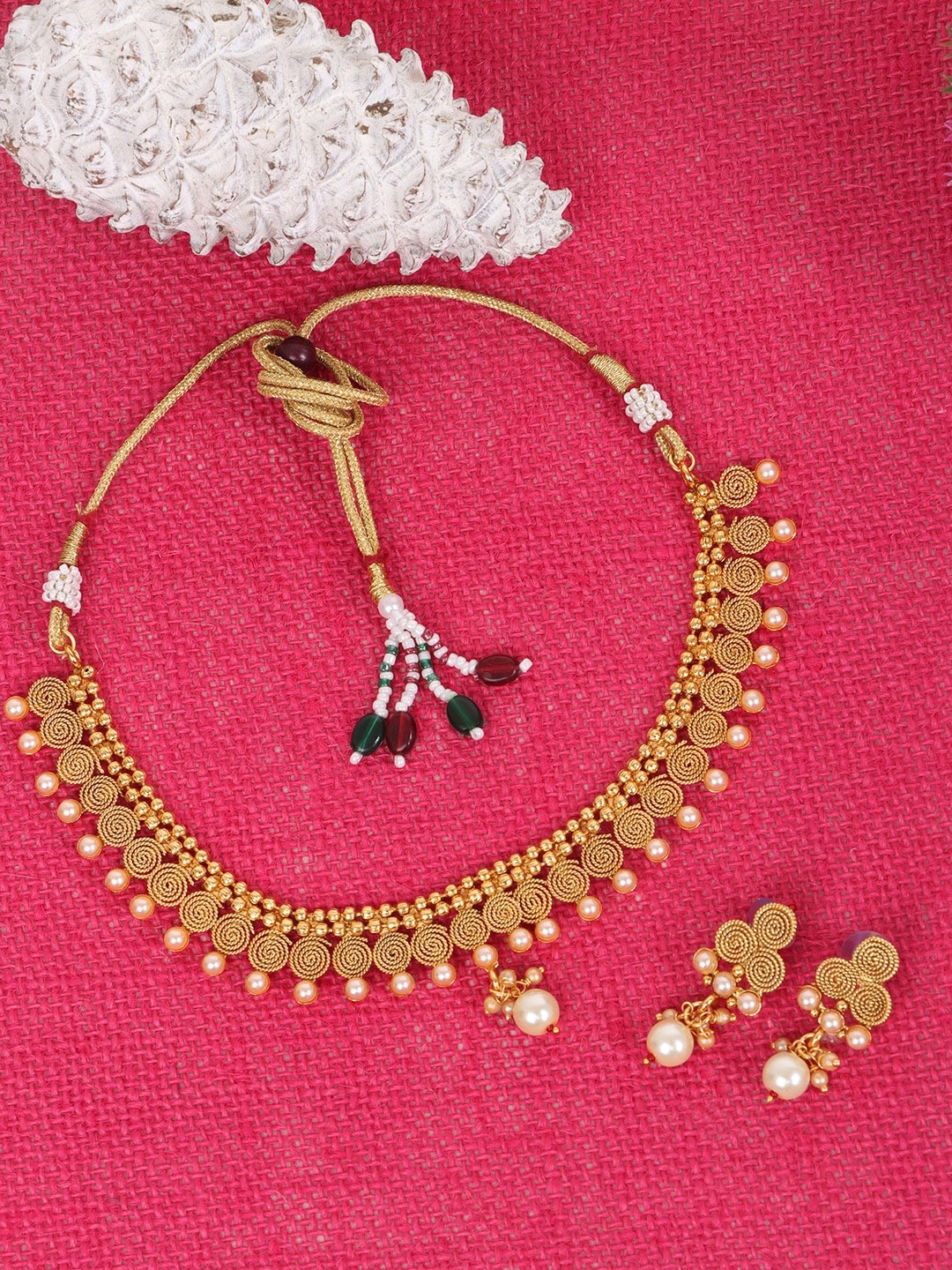 

JEWELS GEHNA Gold-Plated Stone-Studded & Pearl Beaded Jewellery Set
