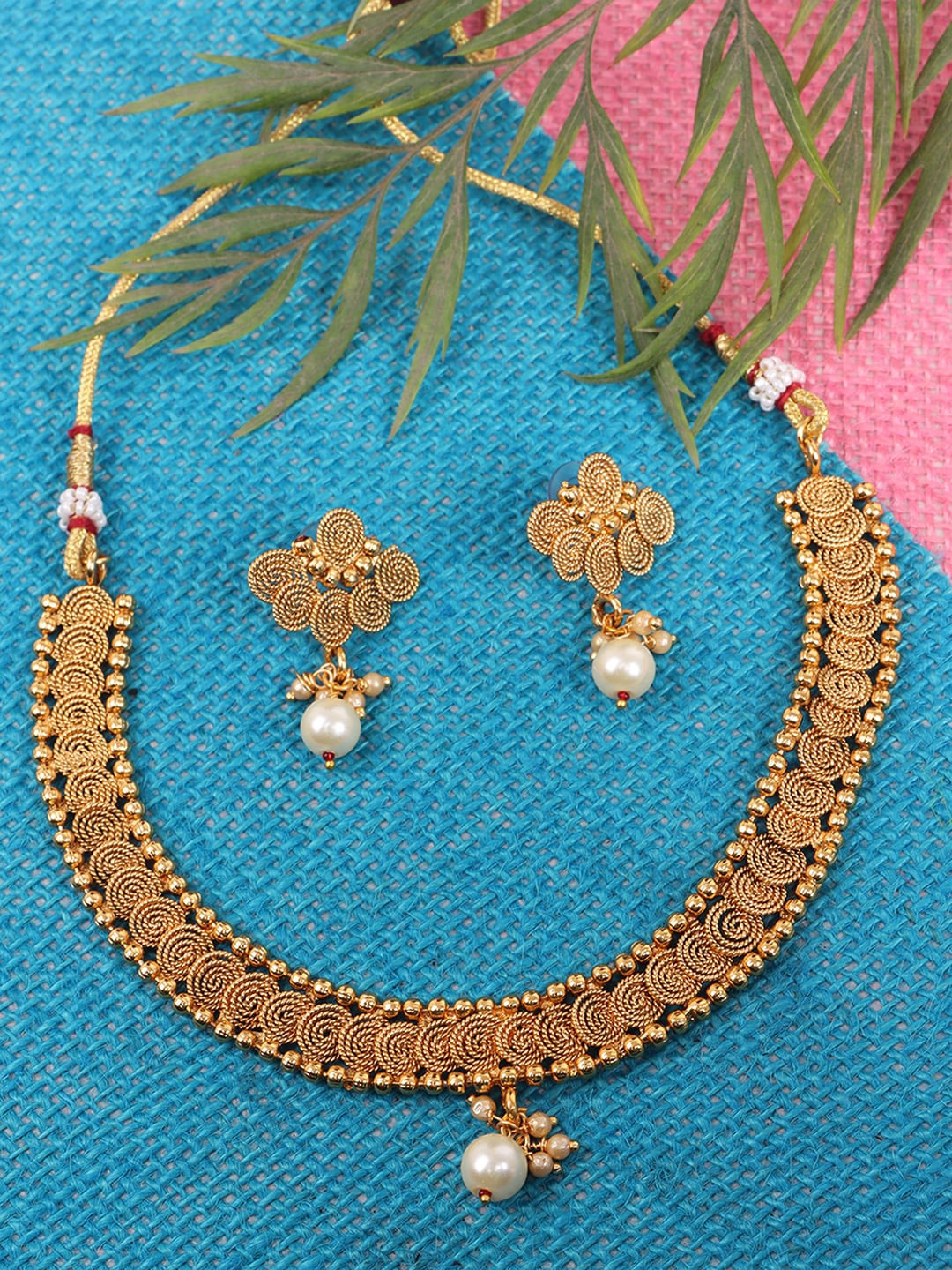 

JEWELS GEHNA Gold-Plated Pearl-Beaded Jewellery Set