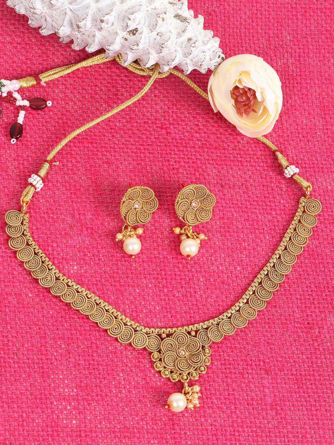 

JEWELS GEHNA Women Gold-Plated White Pearl Beaded Jewellery Set