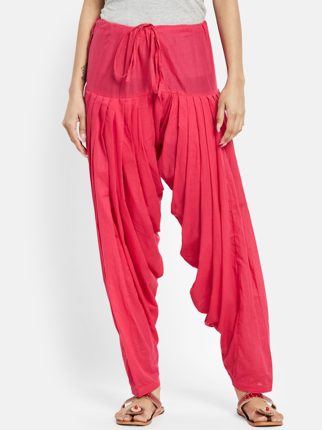 

Fabindia Women Pink Solid Comfort Fit Pure Cotton Patiala