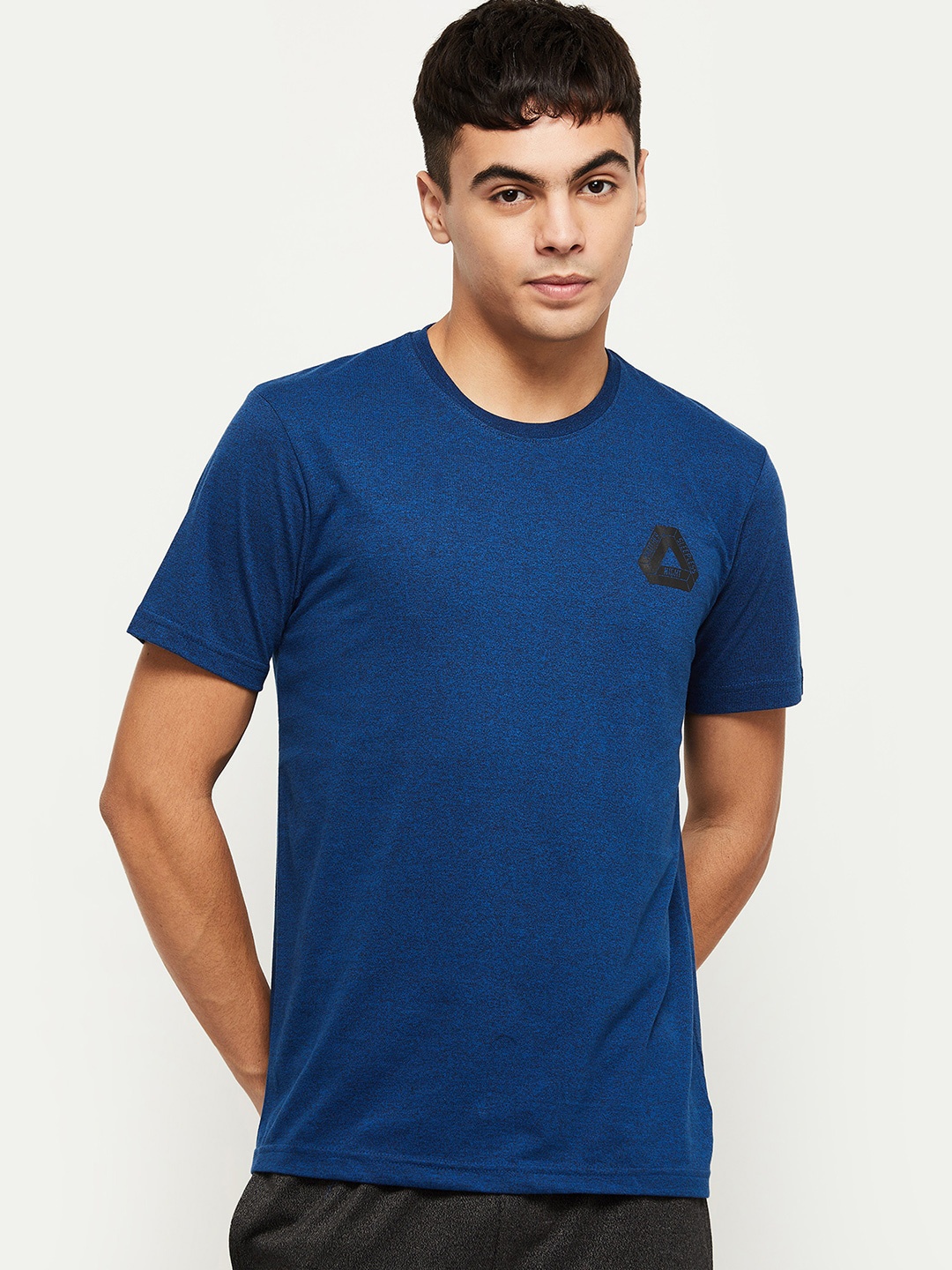 

max Men Blue Solid Lounge T-Shirts