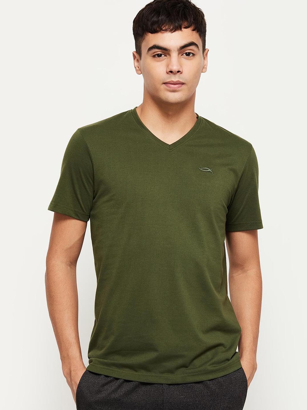

Max Men Olive Green Solid Cotton Lounge Tshirts