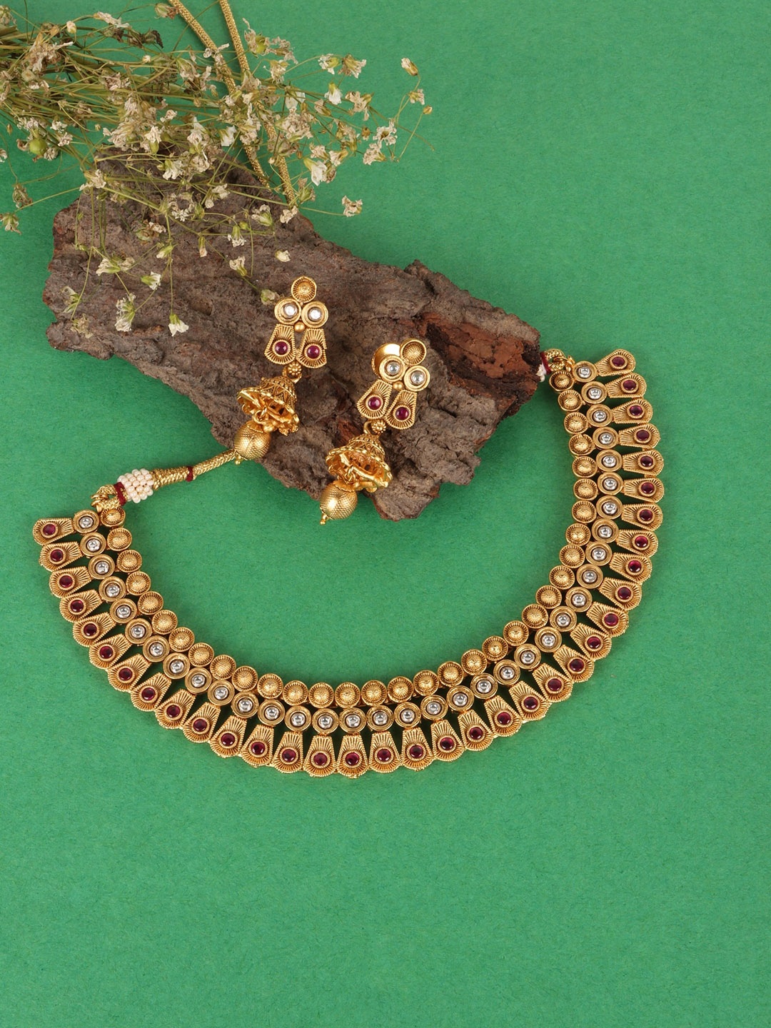

JEWELS GEHNA Women Gold-Plated Pink & White Stone Studded Jewellery Set