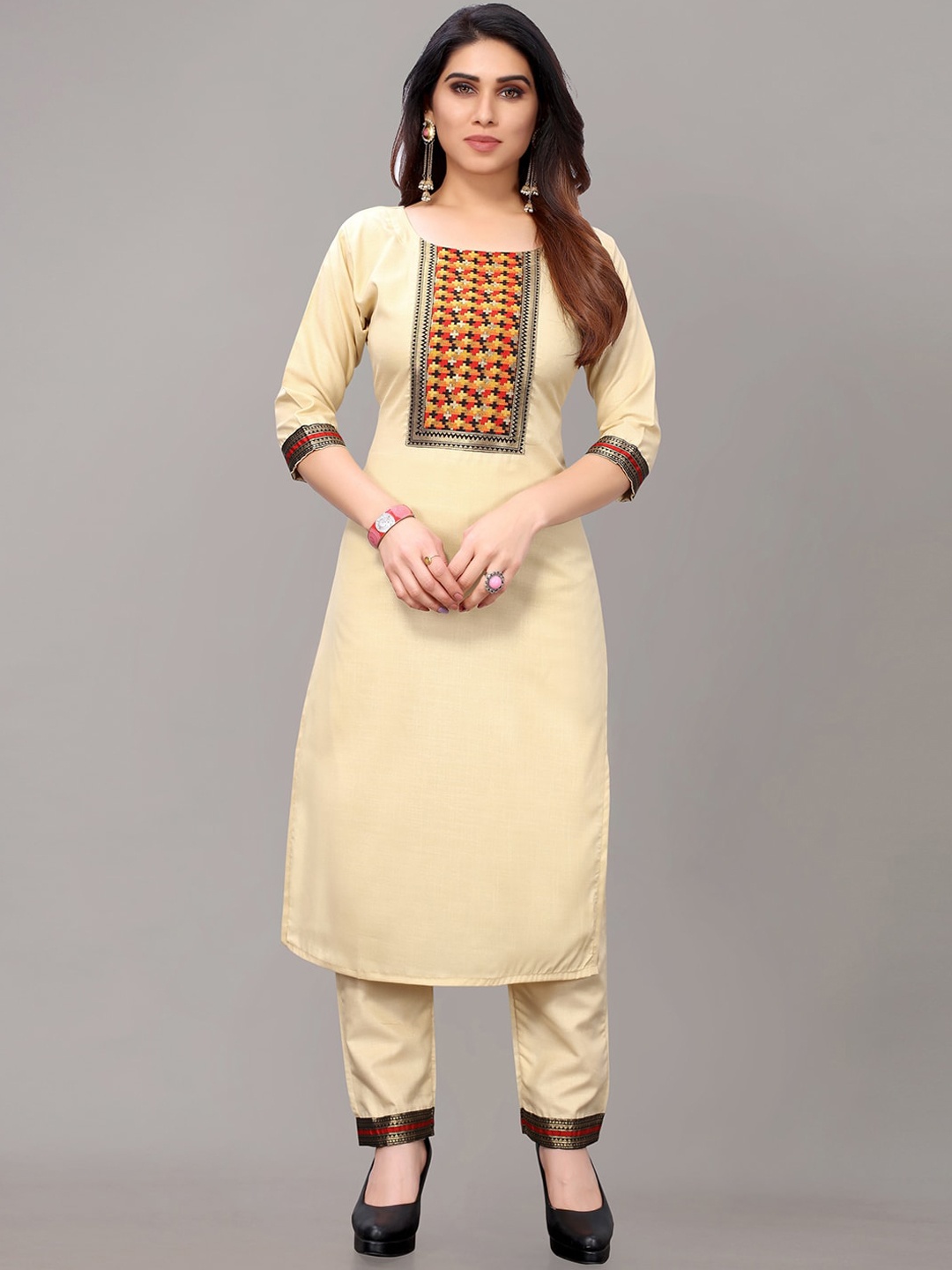 

AYKA CLOTHINGS Women Beige Layered Patchwork Kurta with Trousers