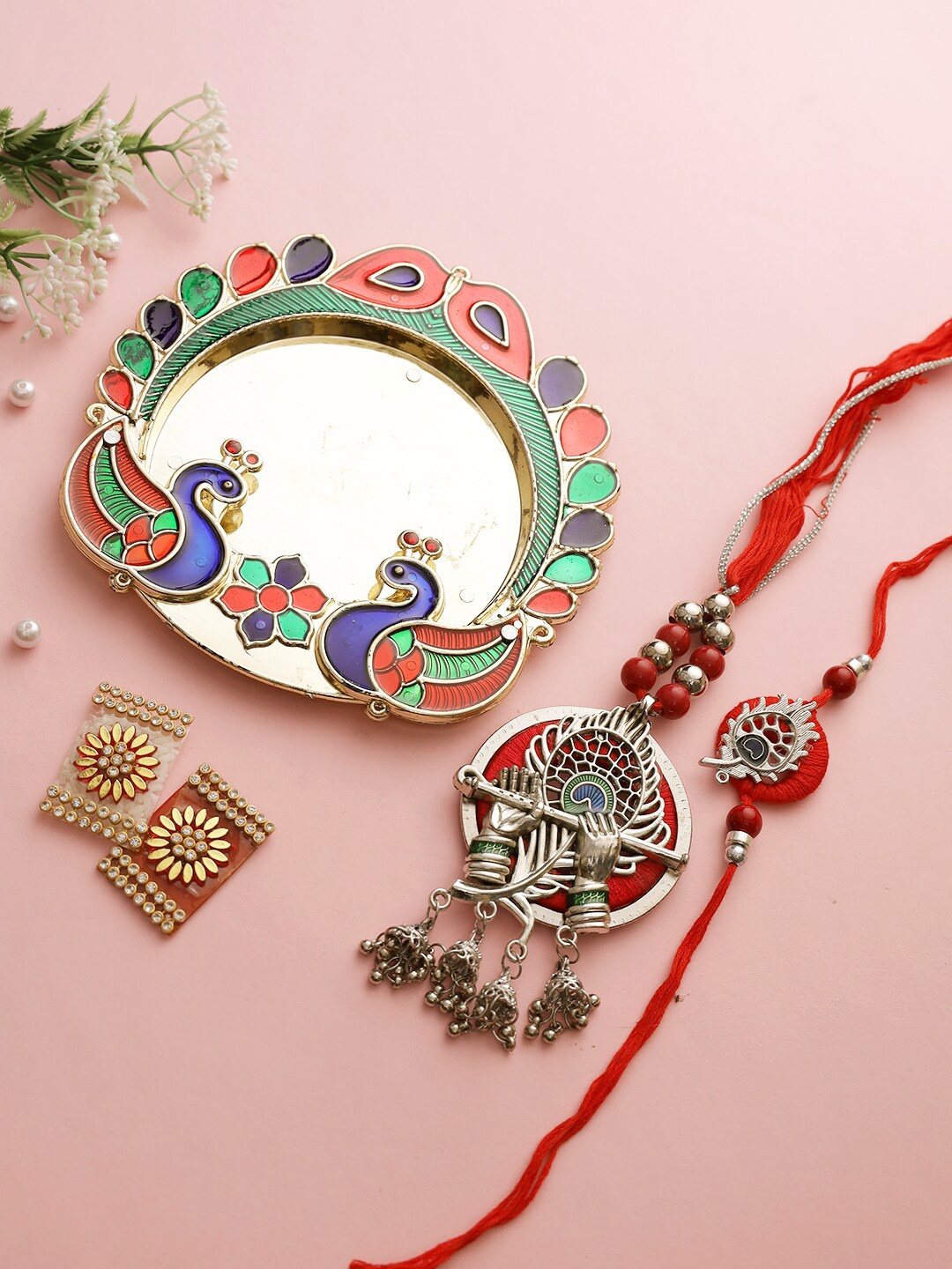 

Aapno Rajasthan Golden & Red Bhaiya Bhabhi Rakhi with Peacock Thali, Gold