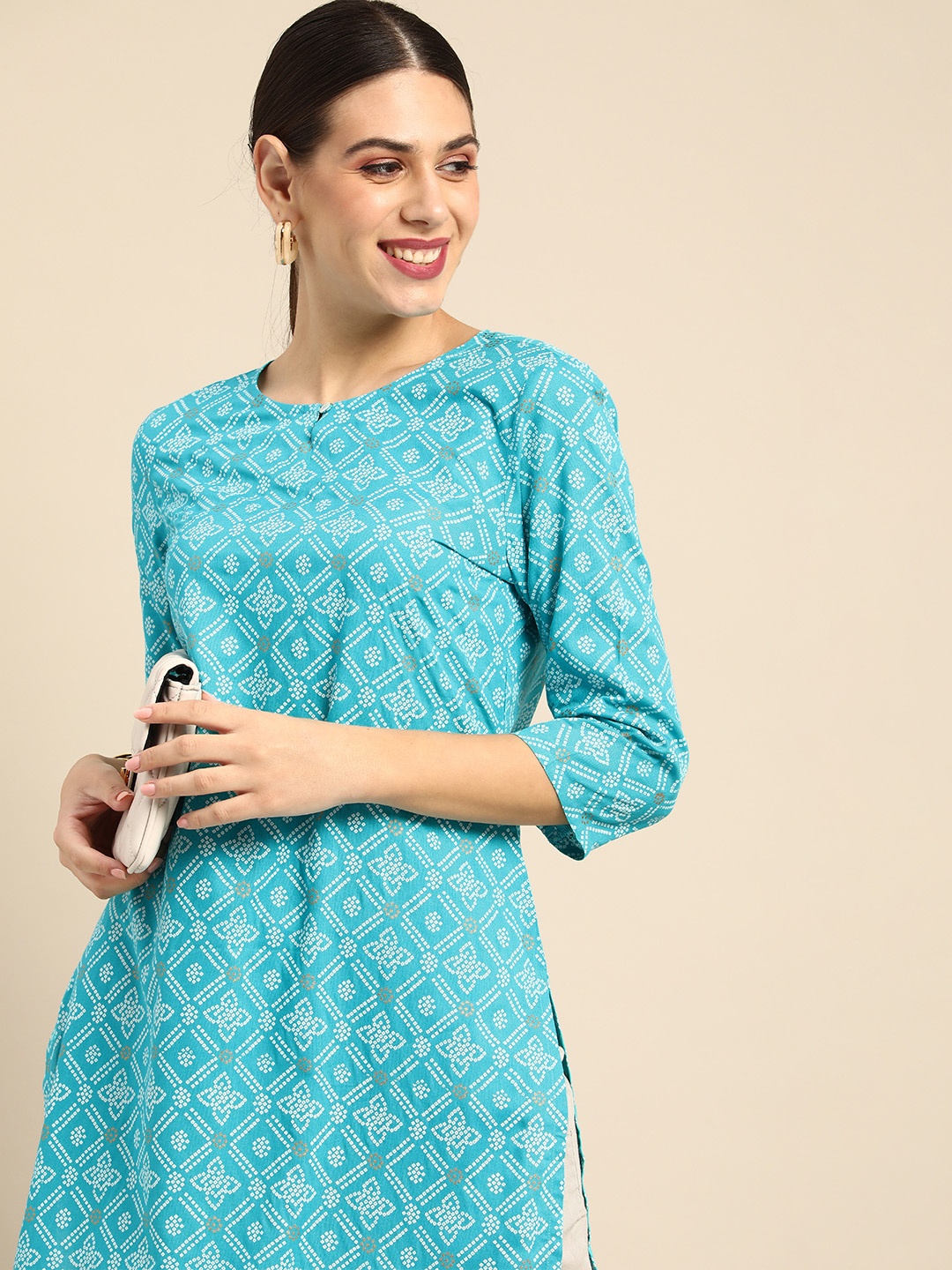 

Anouk Women Blue & White Bandhani Print Round Neck Indie Prints Straight Kurta