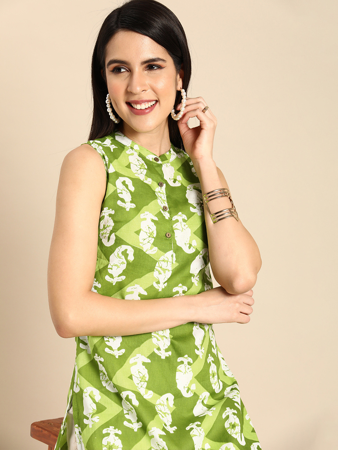 

Anouk Women Paisley Print Band Collar Pure Cotton Straight Kurta, Green