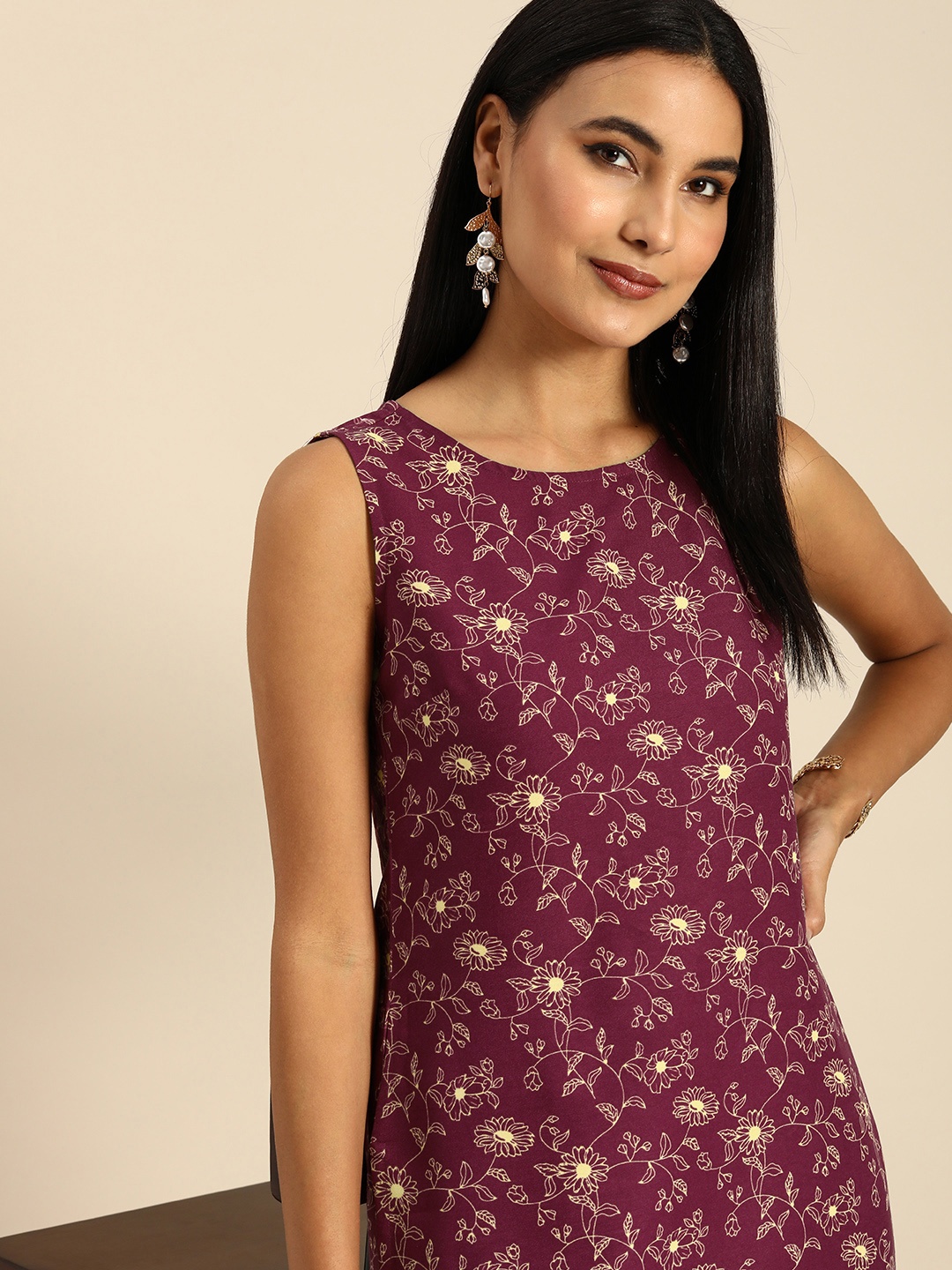 

Anouk Women Maroon Floral Printed Kurta