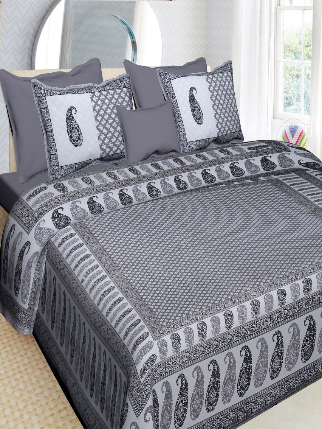 

INDHOME LIFE Black & White Ethnic Motifs 220 TC King Bedsheet with 2 Pillow Covers