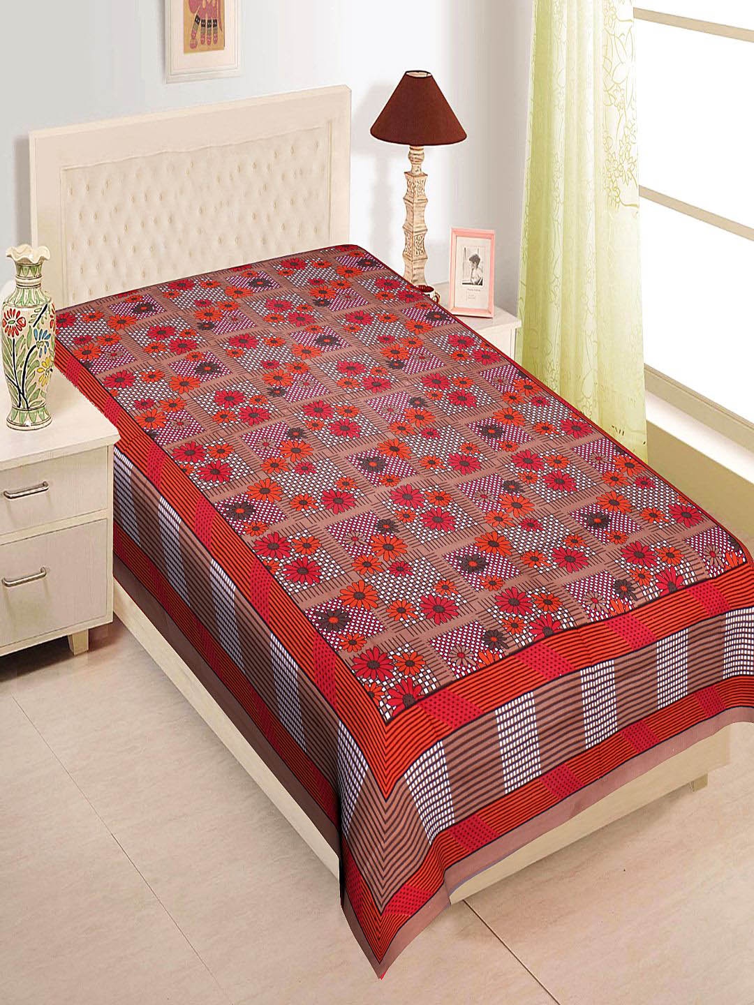 

INDHOME LIFE Red Printed Bedsheets