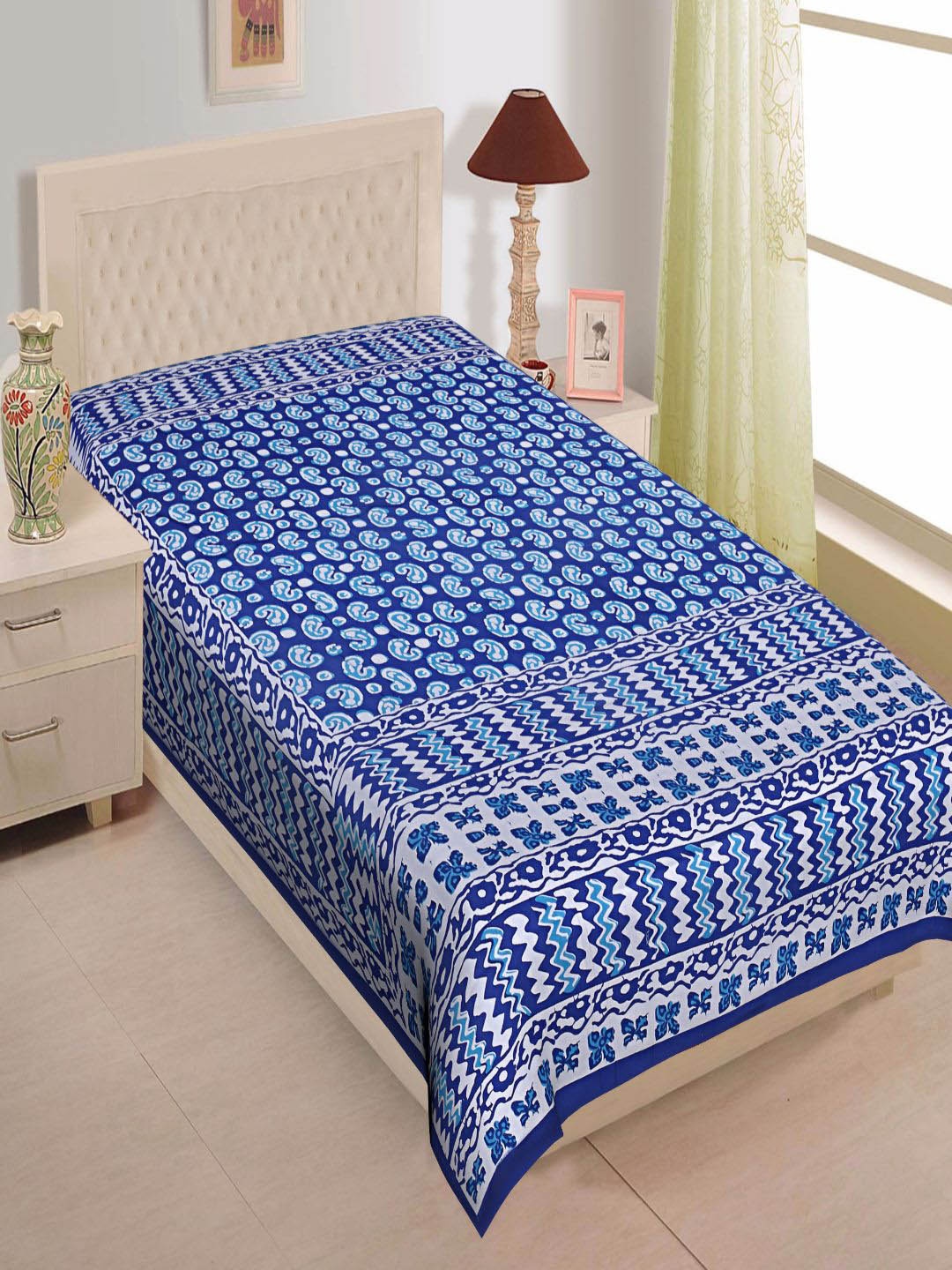

INDHOME LIFE Blue & White Ethnic Motifs 144 TC Cotton Single Bedsheet