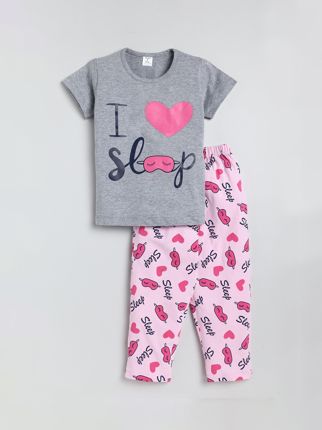 

Todd N Teen Girls Grey & Pink Printed Night suit