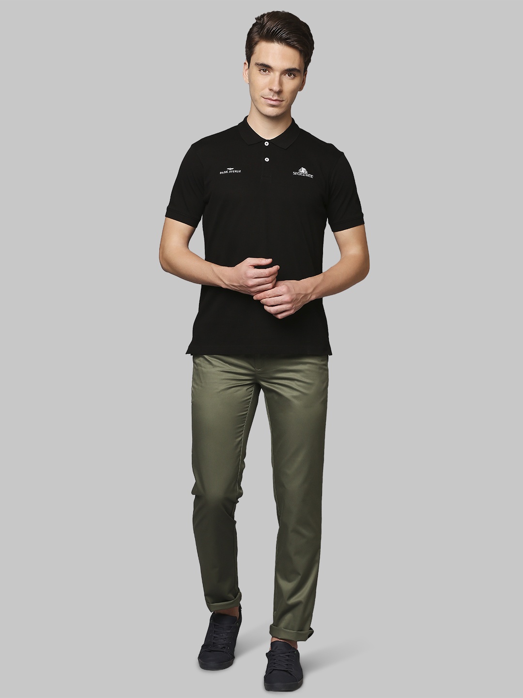 

Park Avenue Men Green Slim Fit Trousers