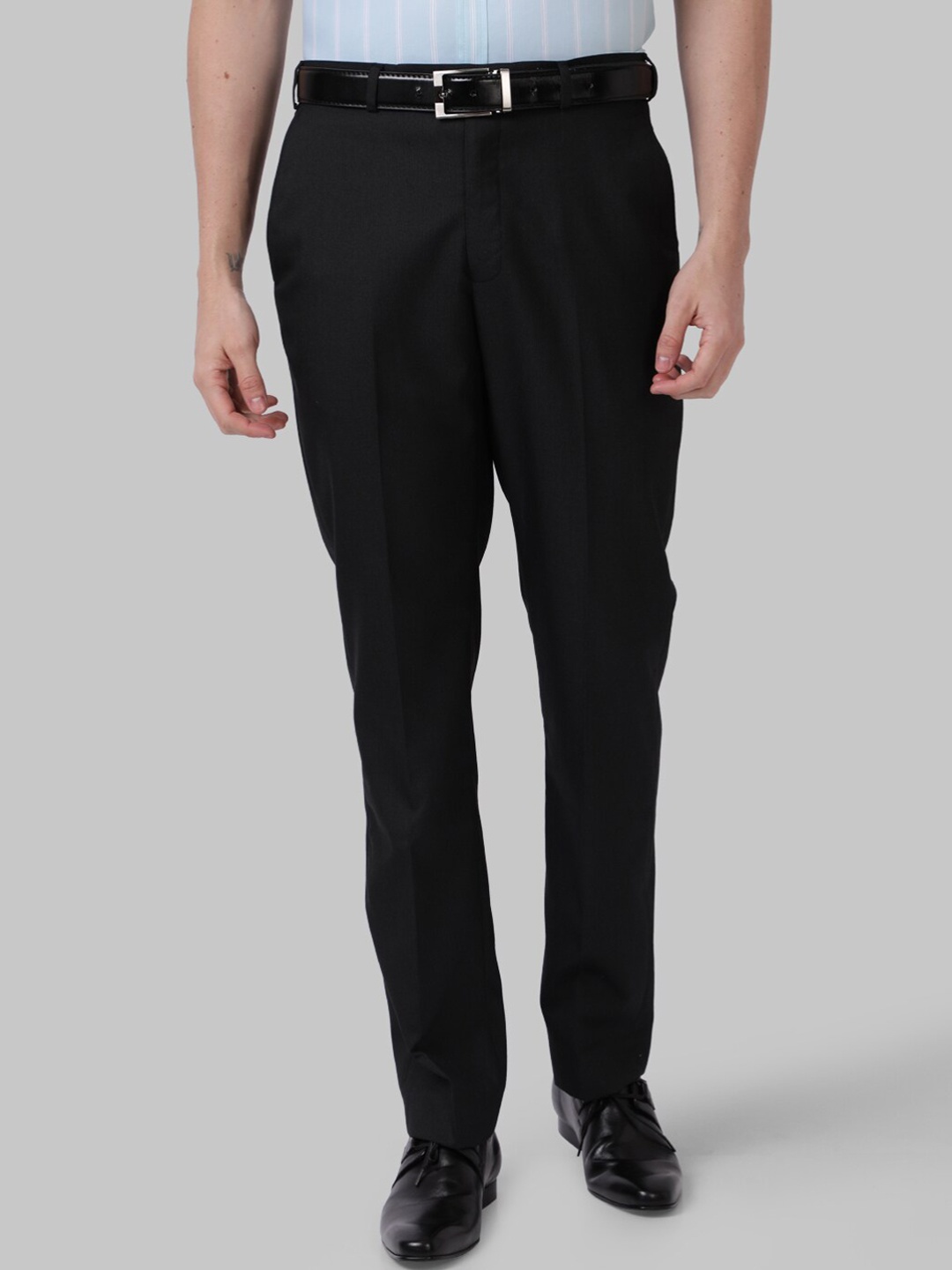 

Park Avenue Men Blue Solid Formal Trousers