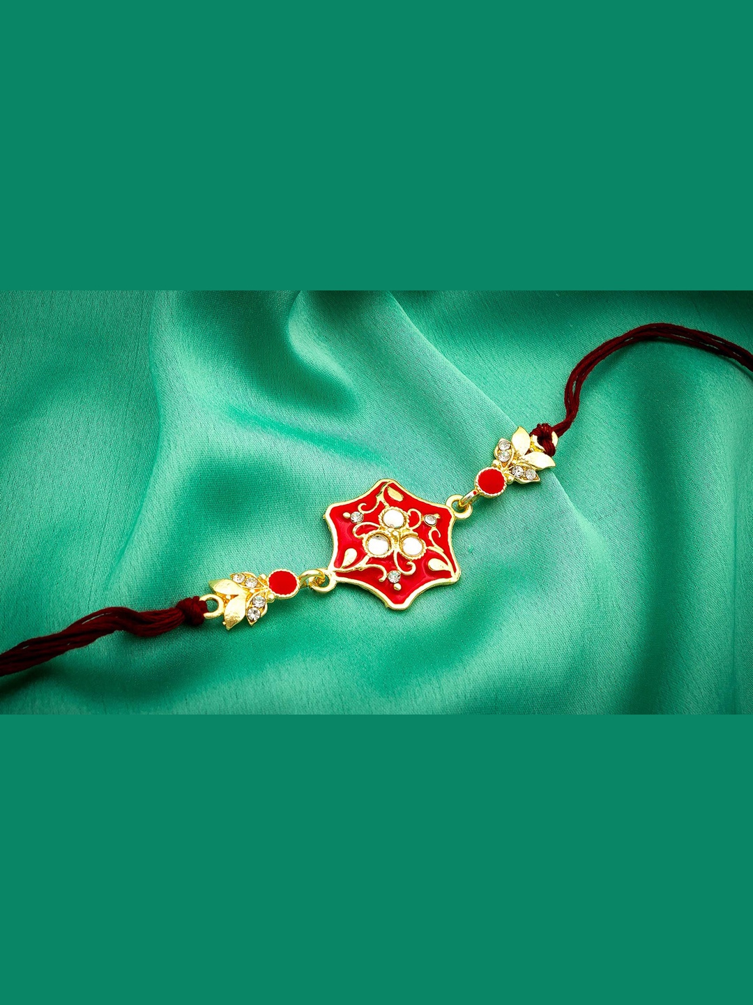 

aadita Men Gold-Toned Kundan & Pearl Handmade Rakhi