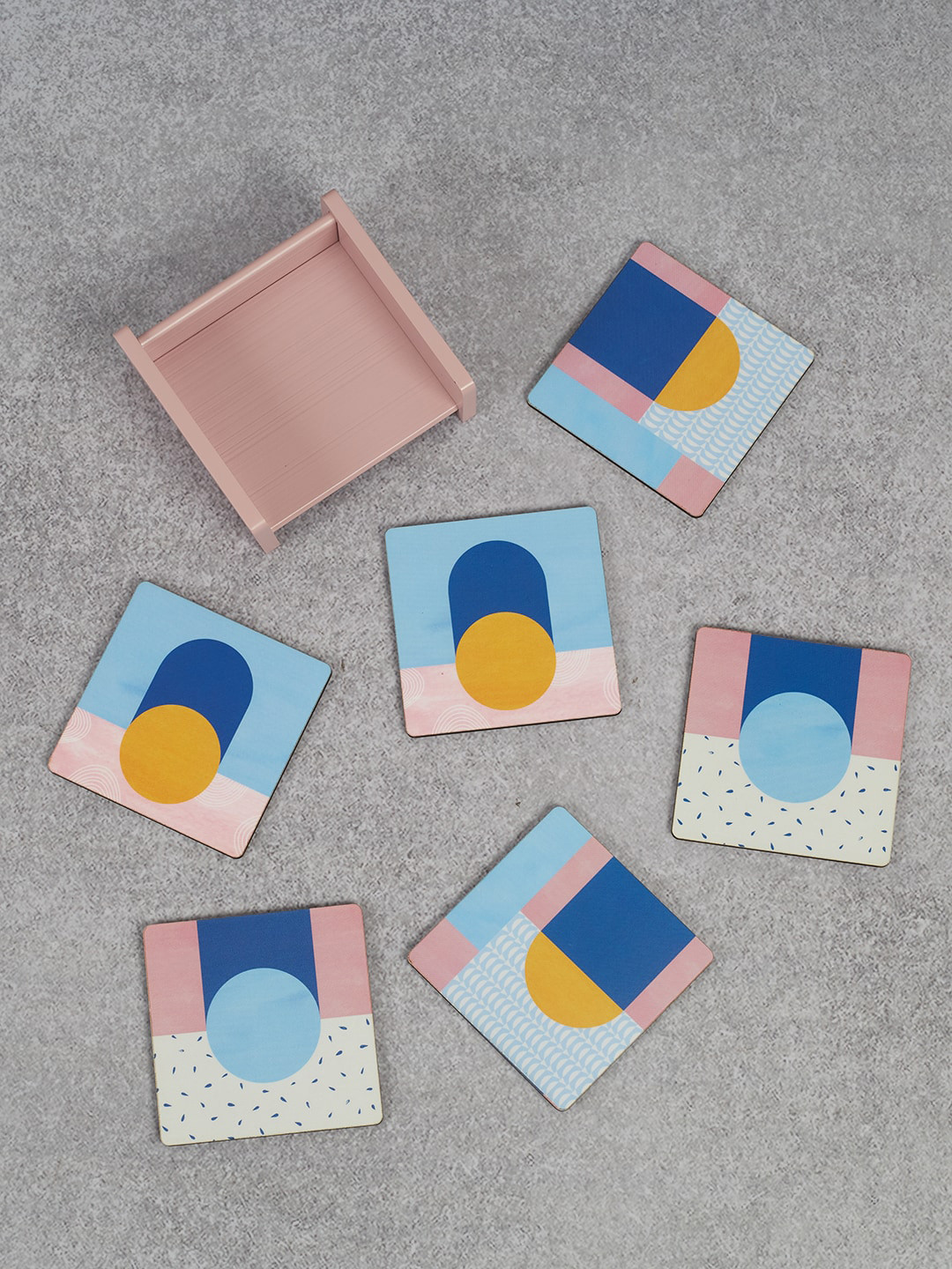 

HomeTown Pack of 6 Printed Engineered Wood Coasters, Pink