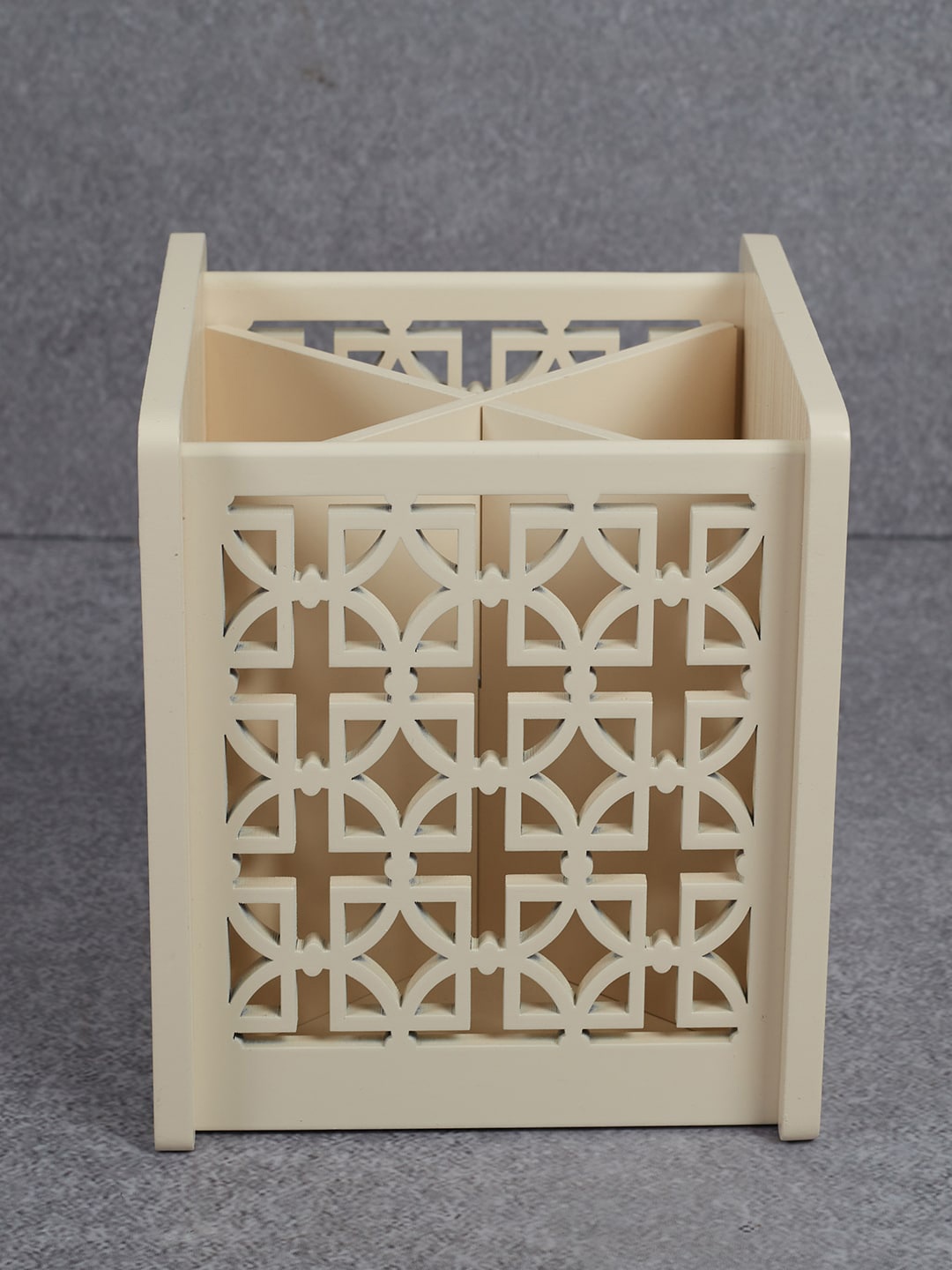 

HomeTown Beige Laser Engineered Wood Cutlery Holder