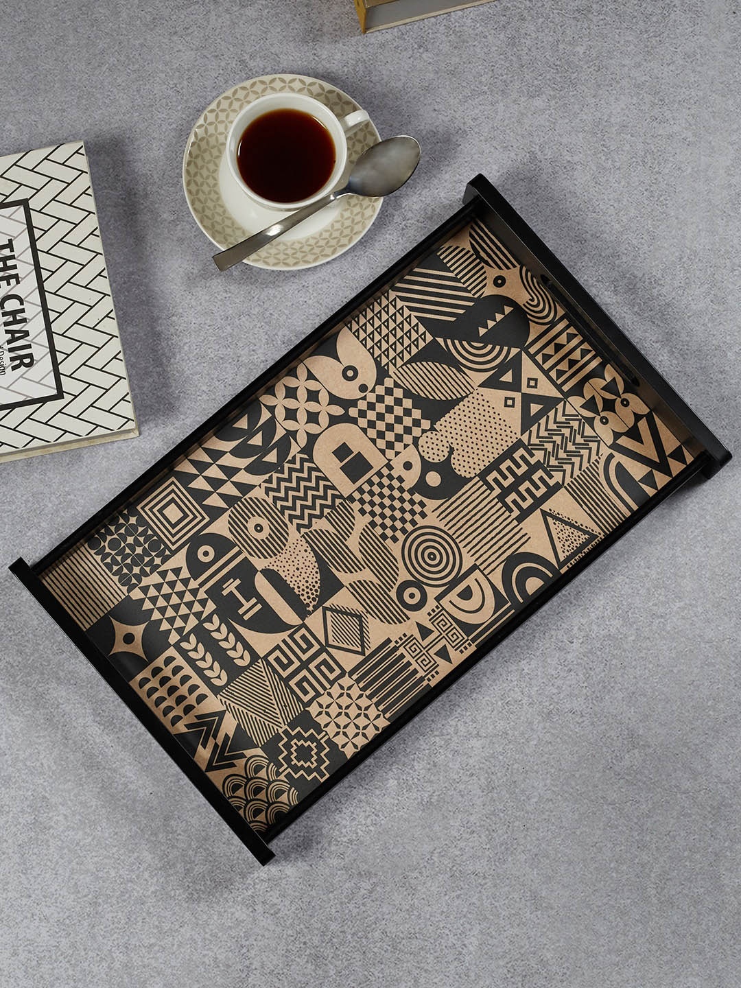 

HomeTown Black & Beige Printed Engineered Wood Serving Trays