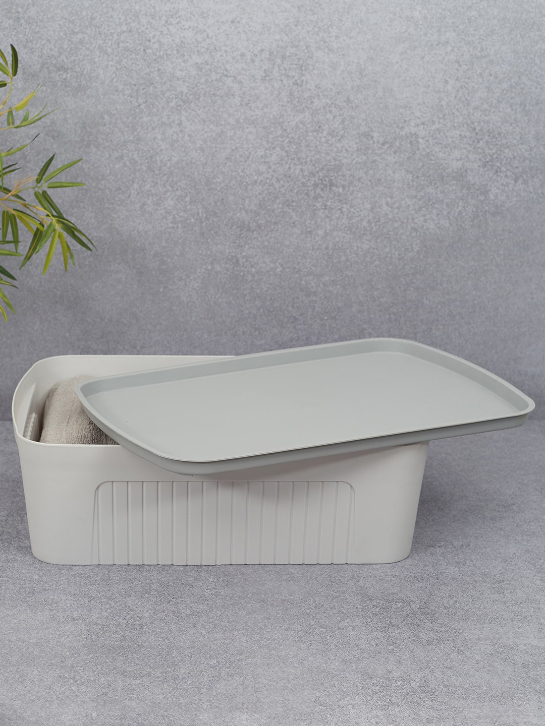 

HomeTown Stereo Plastic Storage Container With Lid 16 Ltr in Grey Colour
